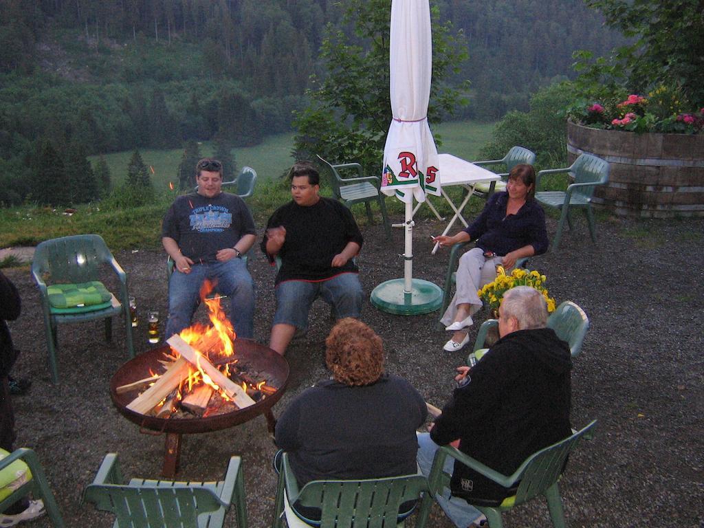 Berggasthaus Prager Boden Hotel Todtnau Buitenkant foto