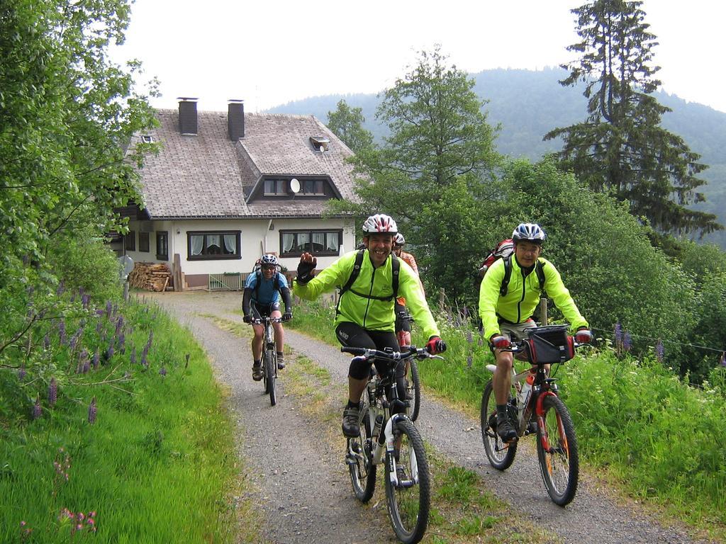 Berggasthaus Prager Boden Hotel Todtnau Buitenkant foto